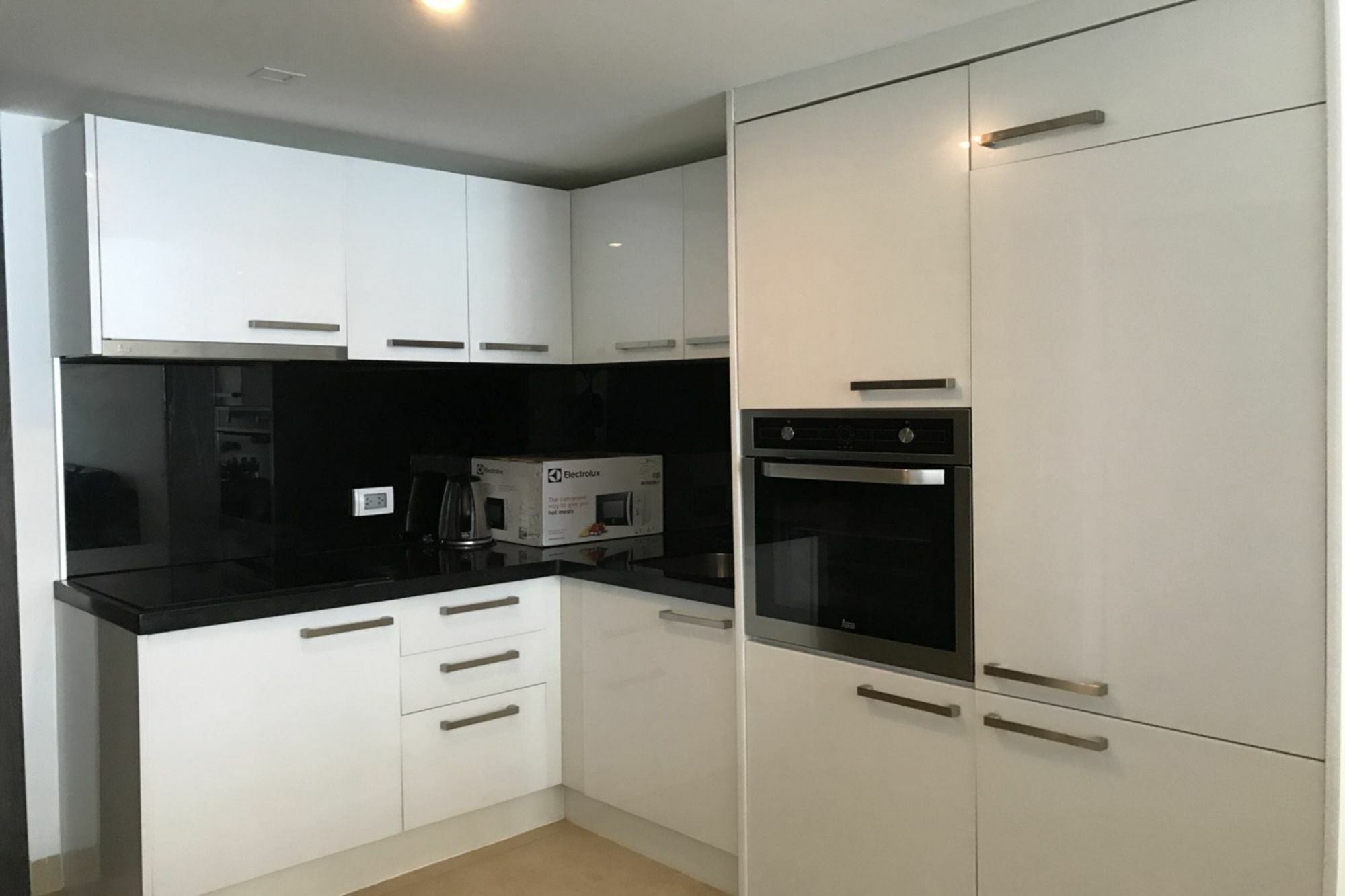 Uplus Avenue Residence Pattaya Zewnętrze zdjęcie