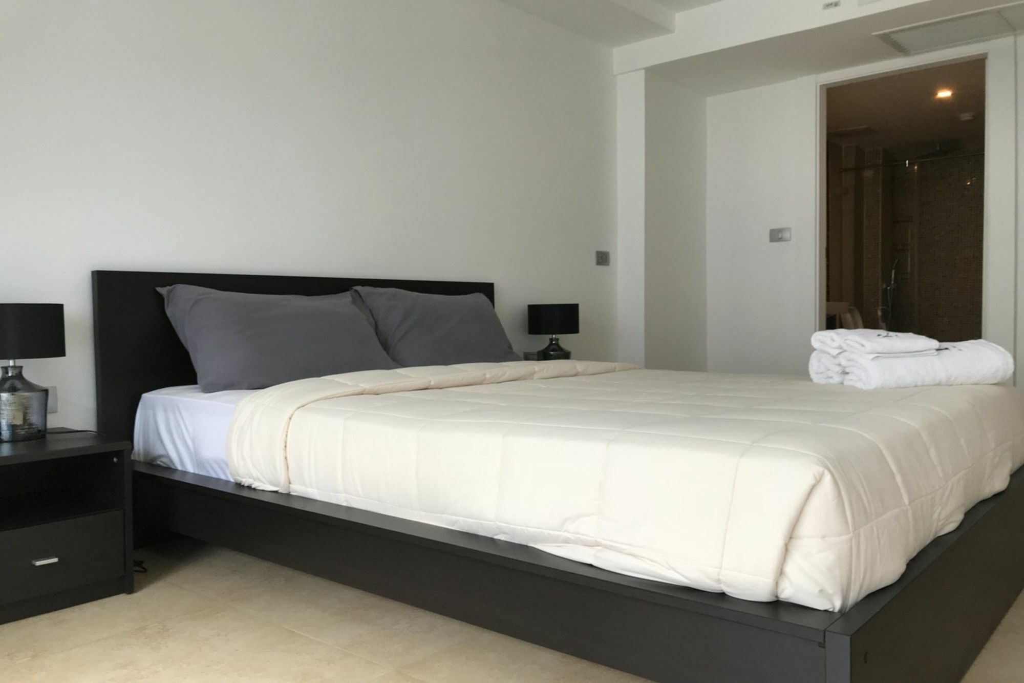 Uplus Avenue Residence Pattaya Zewnętrze zdjęcie